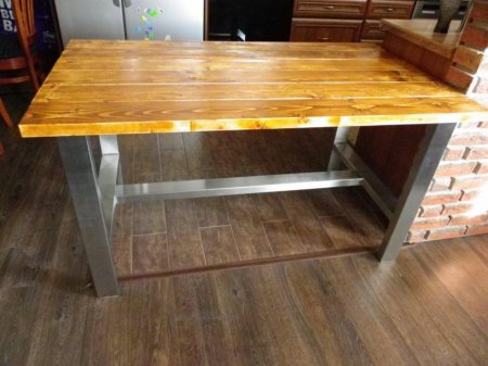 Komponenty k nábytku - nohy