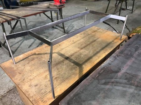 Komponenty k nábytku - nohy