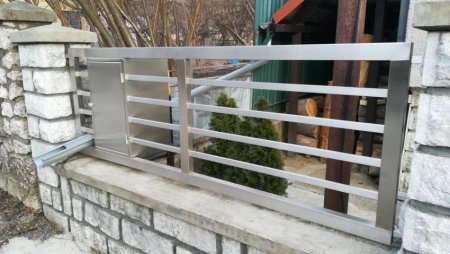 Rodinný dom - brána a plot