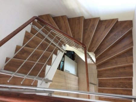 Interiérové nerezové zábradlie