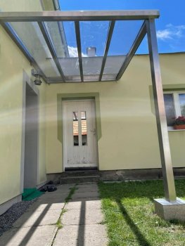 Nerezový prístrešok nad vchod