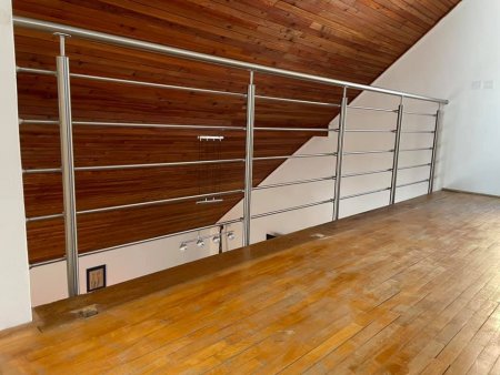 Nerezové zábradlie a bránička