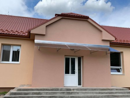 Nerezový prístrešok